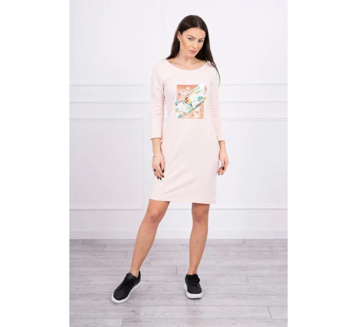 Šaty s 3D grafikou model 18744004 powder pink - K-Fashion Šaty s 3D grafikou model 18744004 powder pink - K-Fashion