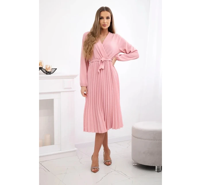 Šaty se svázaným plisovaným lemem tmavě pudrově růžová Šaty se svázaným plisovaným lemem tmavě pudrově růžová