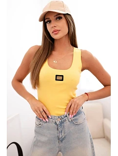Dámská pruhovaná top s ramínky a ozdobnou nášivkou tmavě žlutá