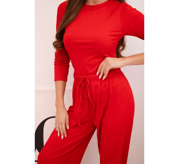 Dámský viskózový komplet s blůzkou a širokými kalhotami červený