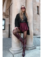 Dámské kozačky na jehlovém podpatku s páskem bordó model 21744541 - Boto