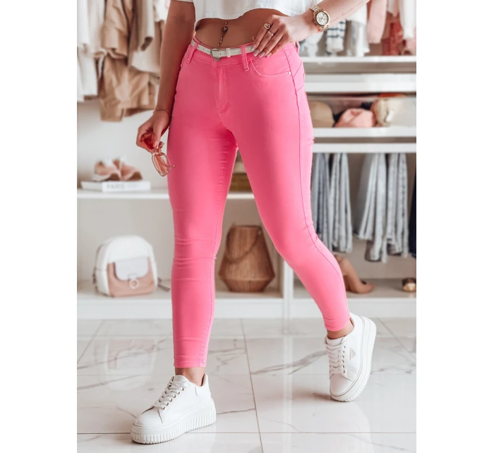 Dámské úzké kalhoty s páskem růžové Dstreet model 21985379 - FashionStreet