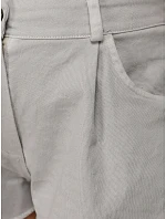 Spodenki damskie jeansowe na z szare model 22210608 - FashionStreet Spodenki damskie jeansowe na z szare model 22210608 - FashionStreet