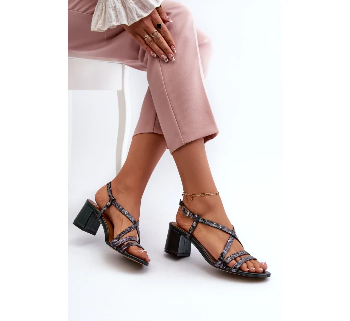 Kožené sandály na nízkém podpatku model 21660069 Tmavě zelené - Maciejka