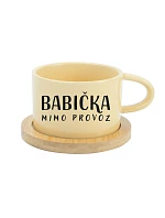 BABIČKA MIMO PROVOZ - žlutý hrníček makronka 200 ml