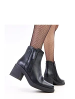 Boty na podpatku  model 218812 Solea