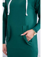 Šaty s ozdobnými volány a kapucí zelené