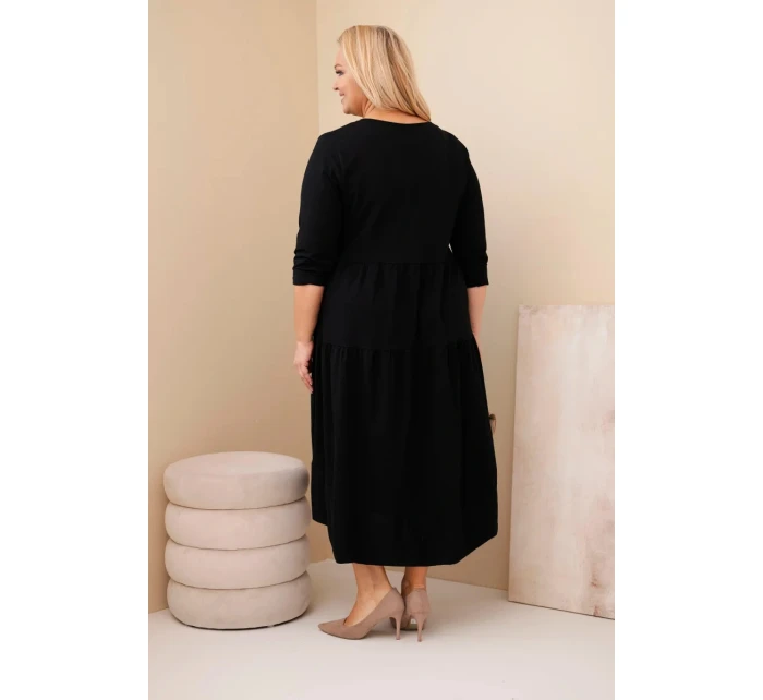 Dámská bavlněná Plus Size šaty s volány a ohrnutým rukávem černá Dámská bavlněná Plus Size šaty s volány a ohrnutým rukávem černá