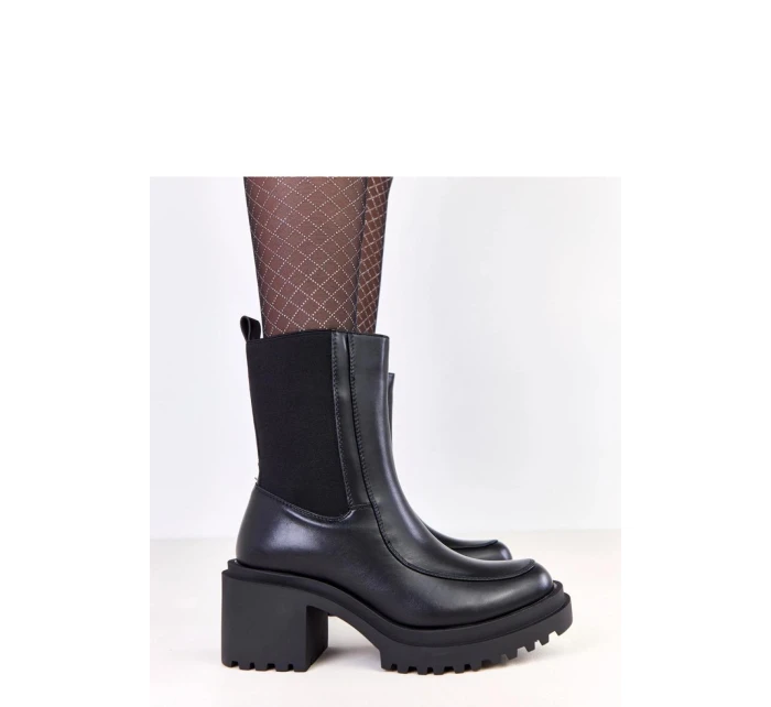 Boty na podpatku  model 219670 Solea