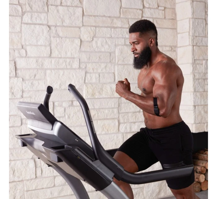 Snímač srdečního tepu Ifit IFAHR120 na paži Snímač srdečního tepu Ifit IFAHR120 na paži