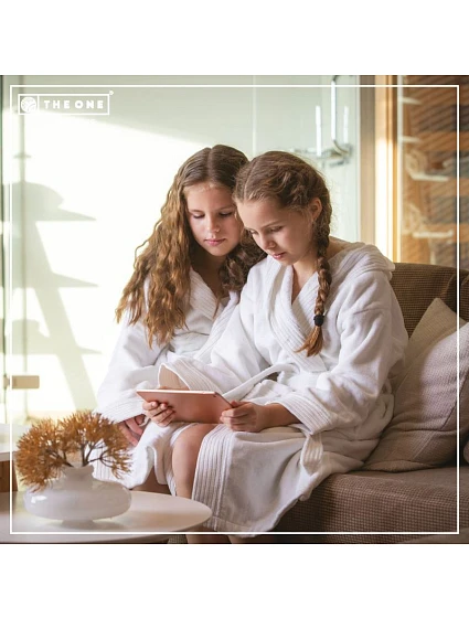 Kids Bathrobe Dětský župan model 22527162 magenta - The One Towelling Kids Bathrobe Dětský župan model 22527162 magenta - The One Towelling