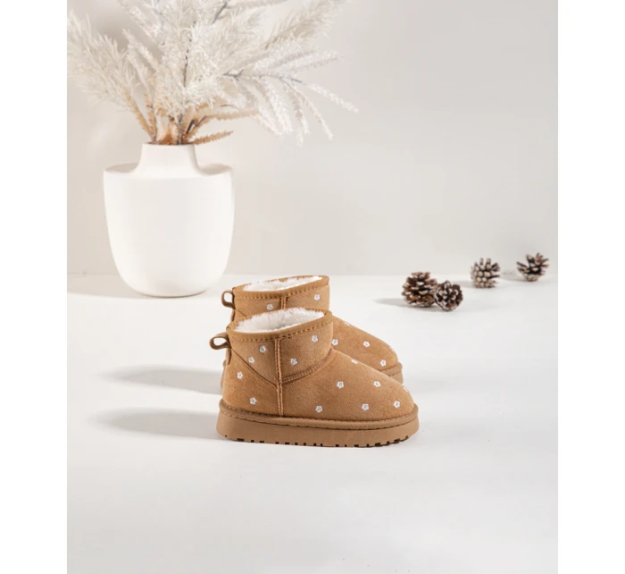 Dětské sněhule zdobené květinami – camel Gracina Dětské sněhule zdobené květinami – camel Gracina