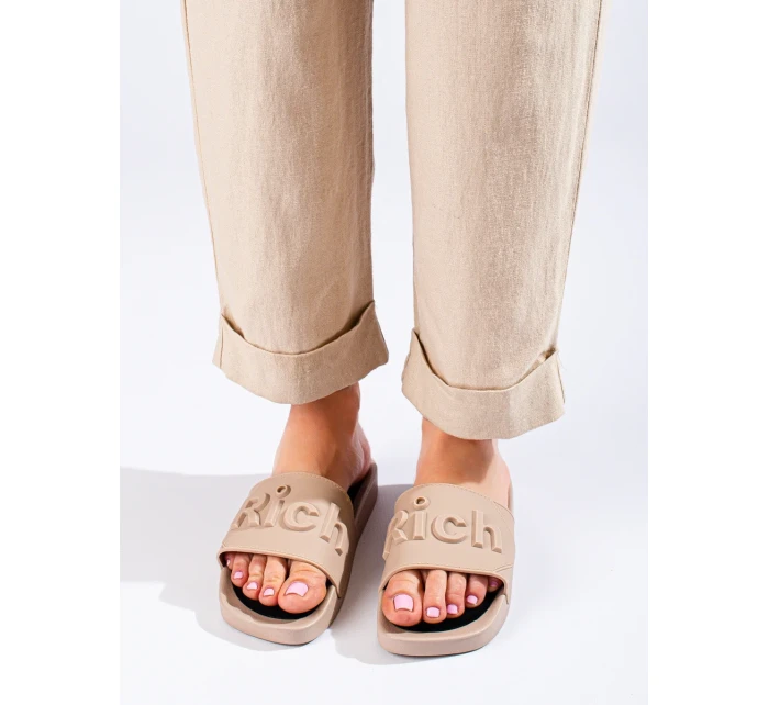 Pohodlné hnědé dámské  nazouváky bez podpatku