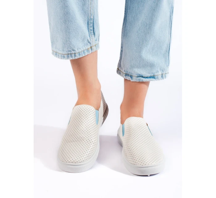 Zajímavé tenisky bílé dámské bez podpatku Zajímavé tenisky bílé dámské bez podpatku