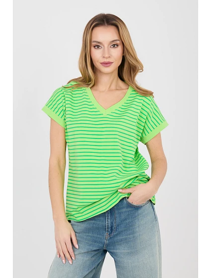 T-shirt model 225461 Relevance