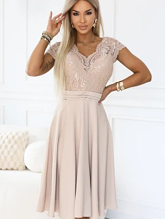 šifonové šaty s krajkovým výstřihem béžové model 22104257 - numoco