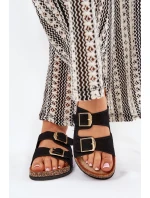 Dámské sandály na korkové platformě se zlatými černé model 21689208 - Boto Dámské sandály na korkové platformě se zlatými černé model 21689208 - Boto