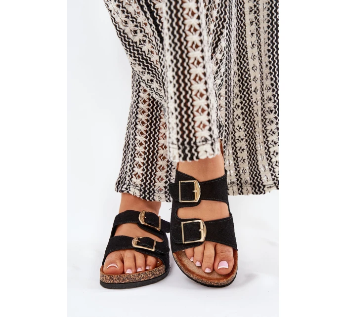 Dámské sandály na korkové platformě se zlatými černé model 21689208 - Boto Dámské sandály na korkové platformě se zlatými černé model 21689208 - Boto