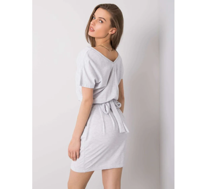 Sukienka RV SK model 20306547 jasny szary - FPrice Sukienka RV SK model 20306547 jasny szary - FPrice