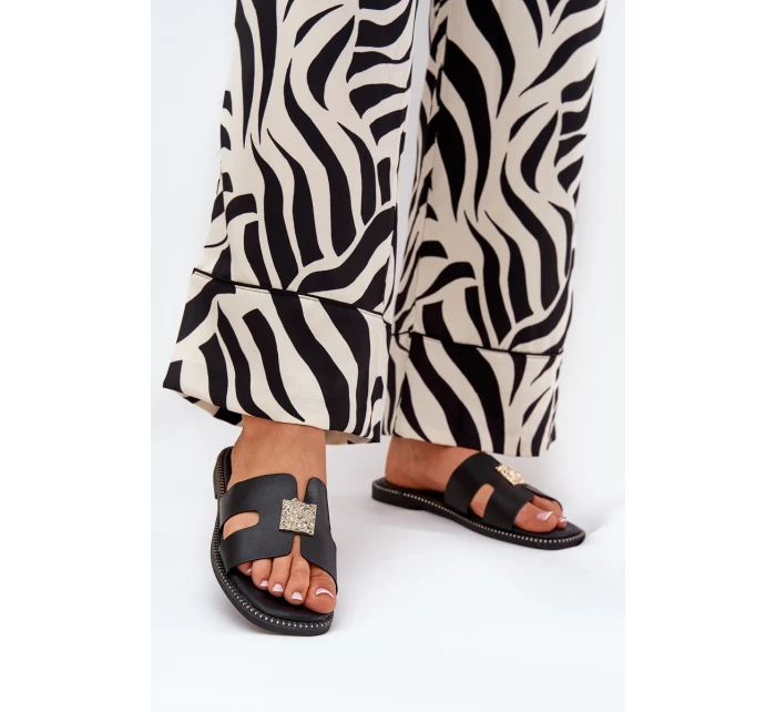 Ploché Pantofle S Výřezy A Dekorací Černé Bohalis