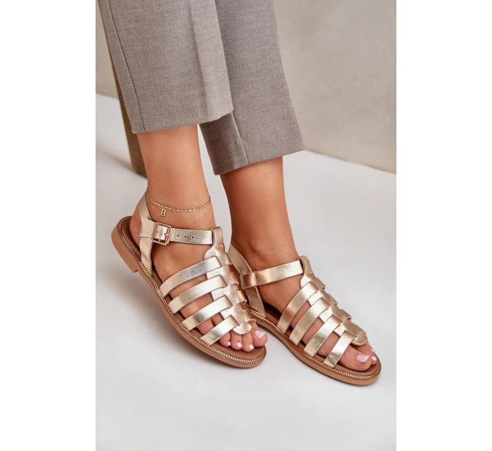 Kožené Sandály Na Plochém Podpatku Zazoo model 21682317 Zlaté - Boto Kožené Sandály Na Plochém Podpatku Zazoo model 21682317 Zlaté - Boto