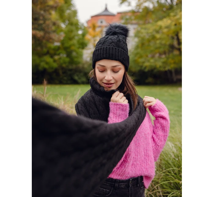 Dámská šála Vuch Sheron SC Black Dámská šála Vuch Sheron SC Black