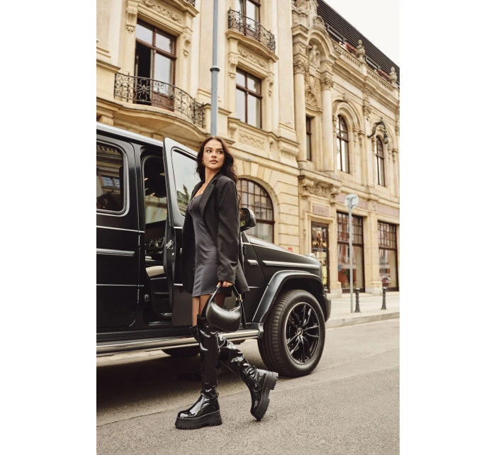 Lakované Kozačky Nad Kolena Na Masivní Platformě Černé Ravela Lakované Kozačky Nad Kolena Na Masivní Platformě Černé Ravela