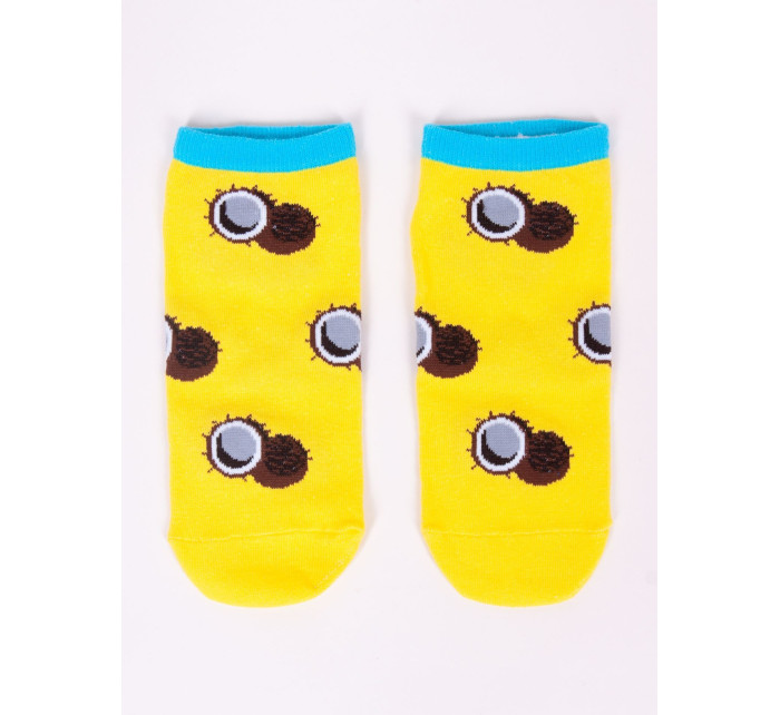 Yoclub Kotníkové bavlněné ponožky vzory barev SK-86/UNI/05 žlutá