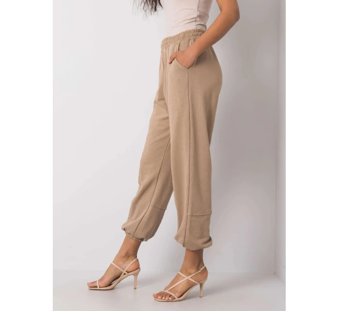 EM DR ES 21 535 tepláky.20 tmavých pusinek