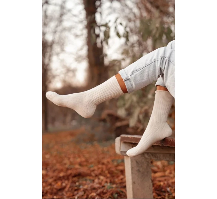 Dámské vlněné ponožky – ecru Dámské vlněné ponožky – ecru