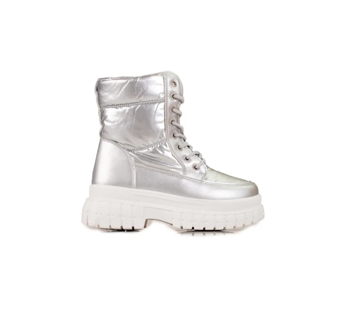 Stylové dámské šedo-stříbrné sněhule na plochém podpatku Stylové dámské šedo-stříbrné sněhule na plochém podpatku