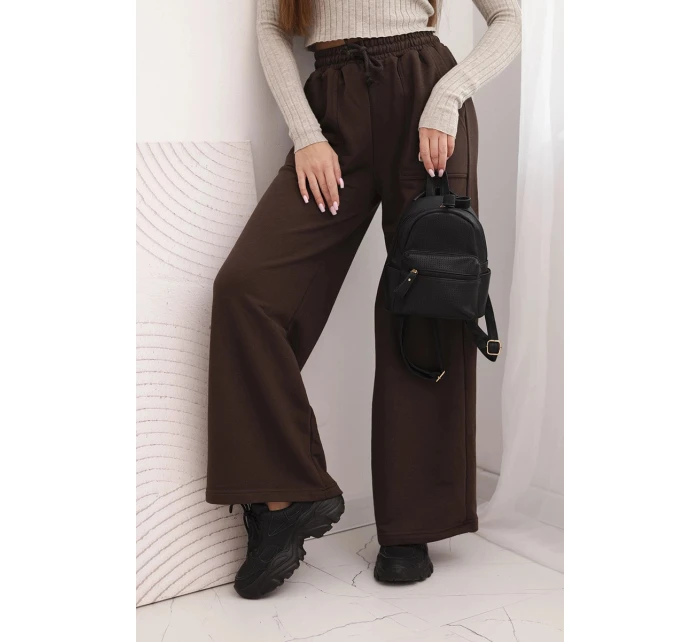 Dámské bavlněné cargo kalhoty s kapsami a řetízkem béžové Dámské bavlněné cargo kalhoty s kapsami a řetízkem béžové