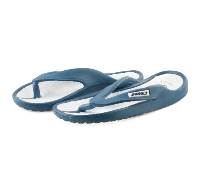 Tmavě modré pohodlné žabky na léto