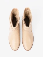 Pohodlné kotníčkové boty dámské hnědé na plochém podpatku Pohodlné kotníčkové boty dámské hnědé na plochém podpatku