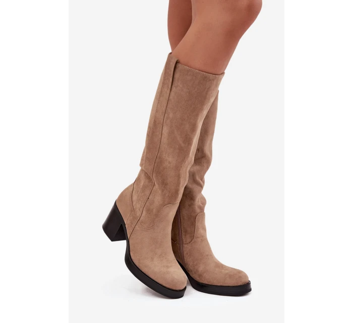 Dámské kozačky na podpatku Béžová shoes model 22018569 - Step in style Dámské kozačky na podpatku Béžová shoes model 22018569 - Step in style