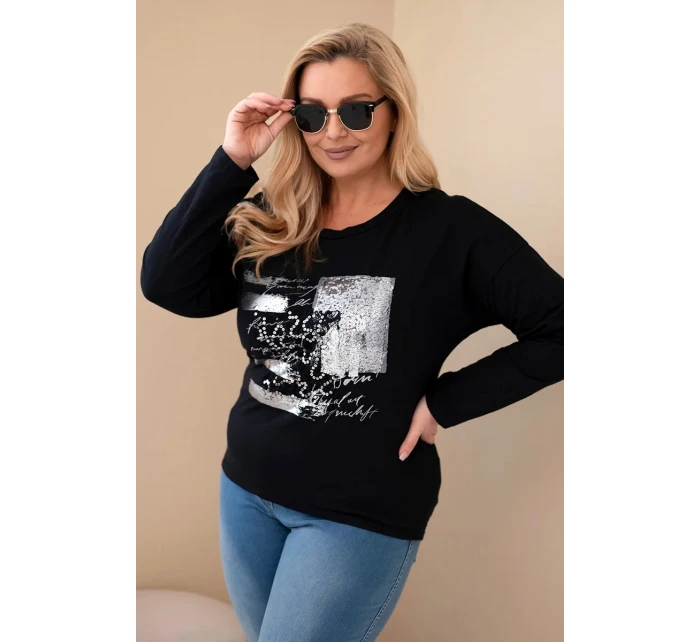 Dámská blůza Plus Size s potiskem a delším zadním dílem černá