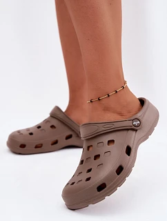 Dámské pěnové pantofle  hnědé model 22273906 - Boto