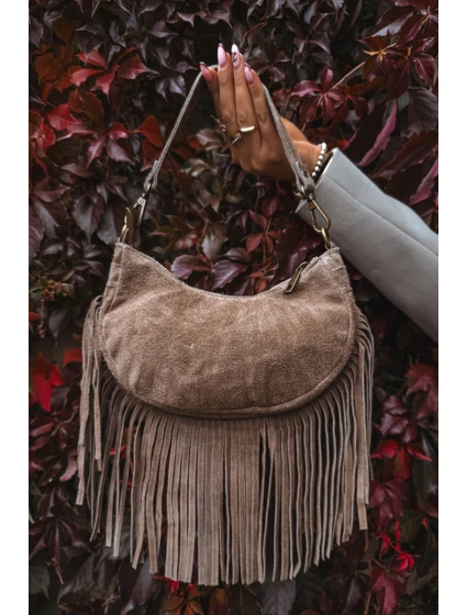 Kožená semišová kabelka s třásněmi tmavě béžová model 21718651 - Boto