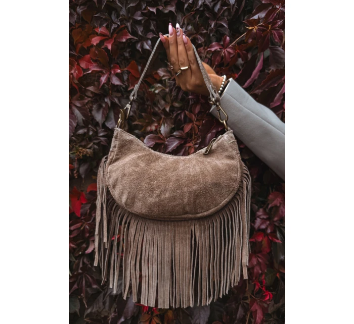 Kožená semišová kabelka s třásněmi tmavě béžová model 21718651 - Boto