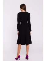 S378 Rozšířené šaty s páskem - černé