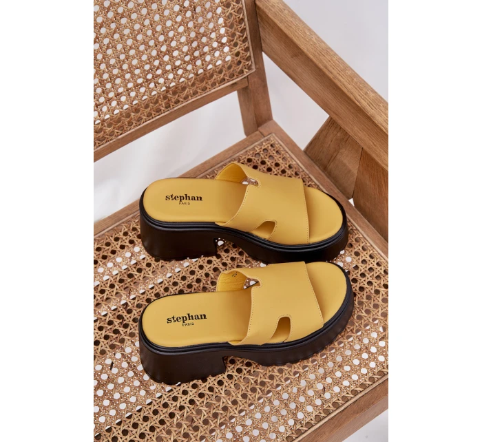 Dámské Pantofle Na Platformě A Podpatku Žluté model 21687111 - Boto Dámské Pantofle Na Platformě A Podpatku Žluté model 21687111 - Boto