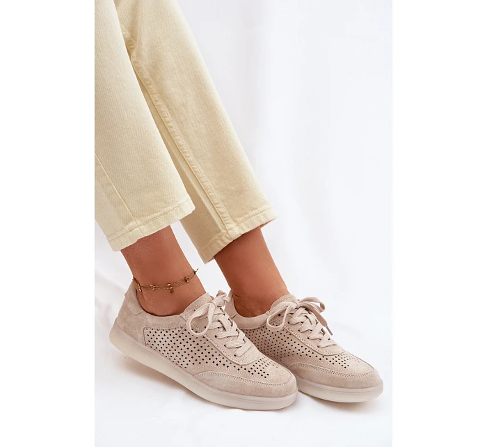 Kožené semišové dámské tenisky s otvory Béžové model 22100230 - Boto Kožené semišové dámské tenisky s otvory Béžové model 22100230 - Boto