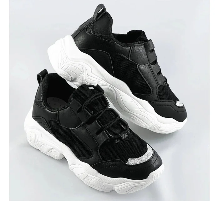 Černé dámské šněrovací tenisky model 17159673