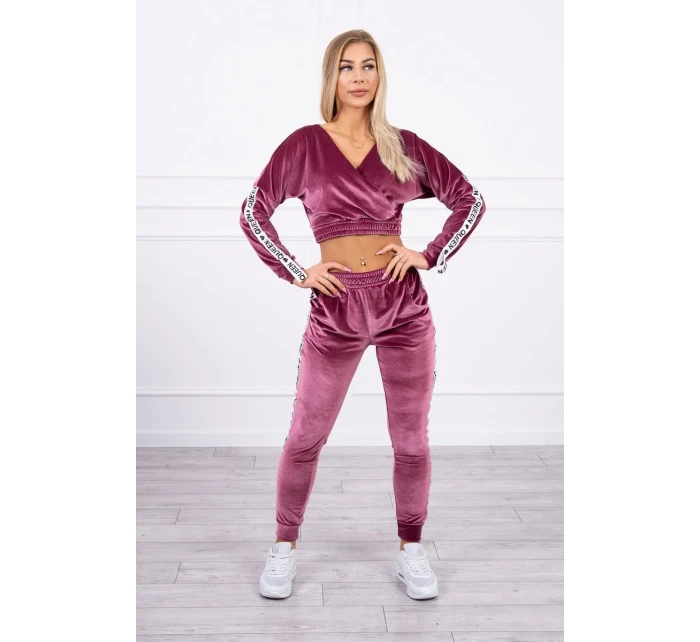 Velurová souprava s nápisem Queen tmavě růžová Velurová souprava s nápisem Queen tmavě růžová