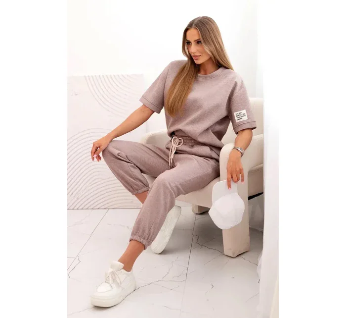 Dámský viskózový komplet s krátkým rukávem a nohavicemi béžový melír Dámský viskózový komplet s krátkým rukávem a nohavicemi béžový melír