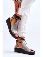 Kožené sandály na klínku Nicole model 21617537 - Zazoo Kožené sandály na klínku Nicole model 21617537 - Zazoo