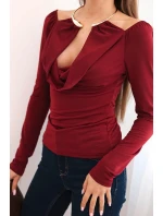 Dámská blůza s model 21731242 výstřihem a dlouhým rukávem bordó - K-Fashion Dámská blůza s model 21731242 výstřihem a dlouhým rukávem bordó - K-Fashion
