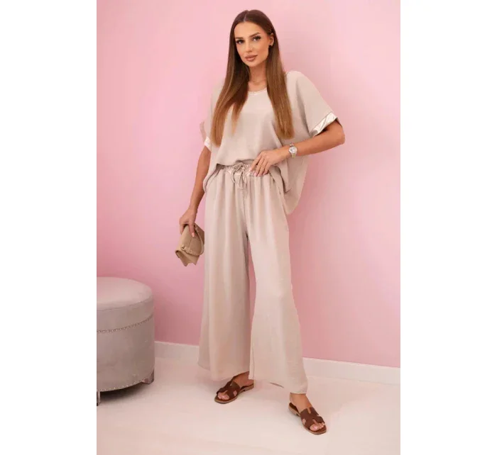 Viskózový komplet se zlatým lemováním tmavě béžová