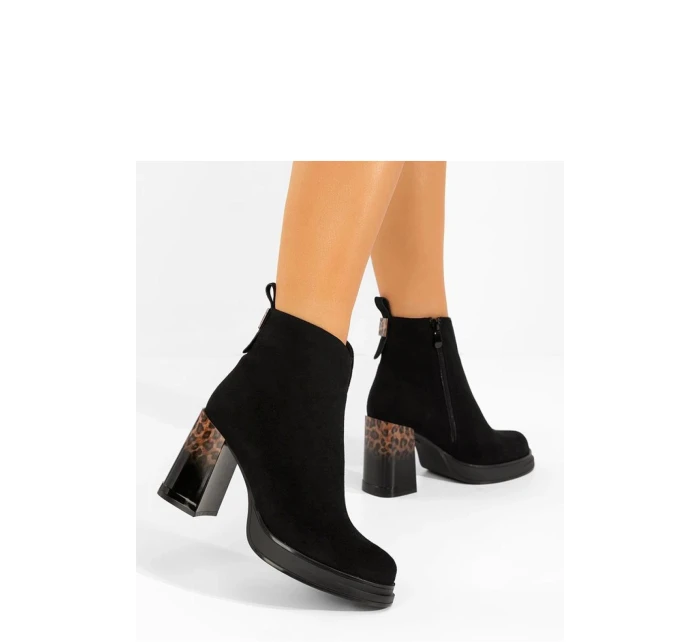 Boty na podpatku model 222034 Solea Boty na podpatku model 222034 Solea