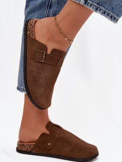 Dámské pantofle a chodaki na platformě s přezkou – hnědé Selio